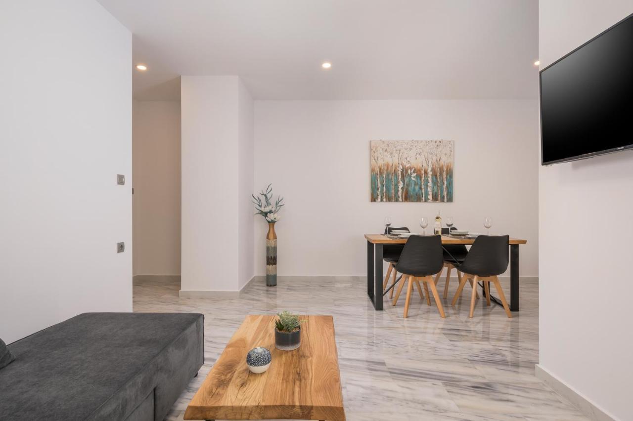 Quarters Luxury Apts Ханья Экстерьер фото