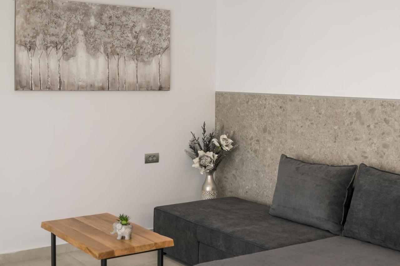 Quarters Luxury Apts Ханья Экстерьер фото