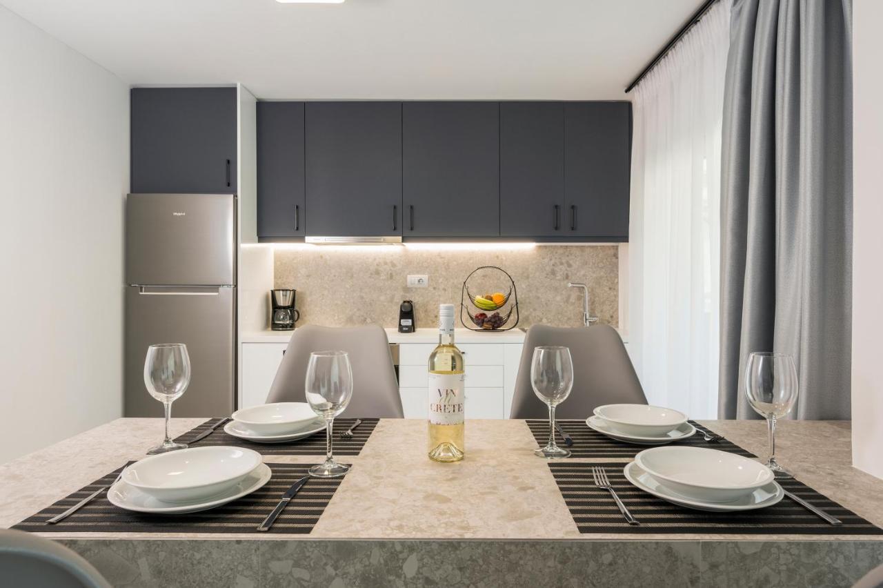 Quarters Luxury Apts Ханья Экстерьер фото